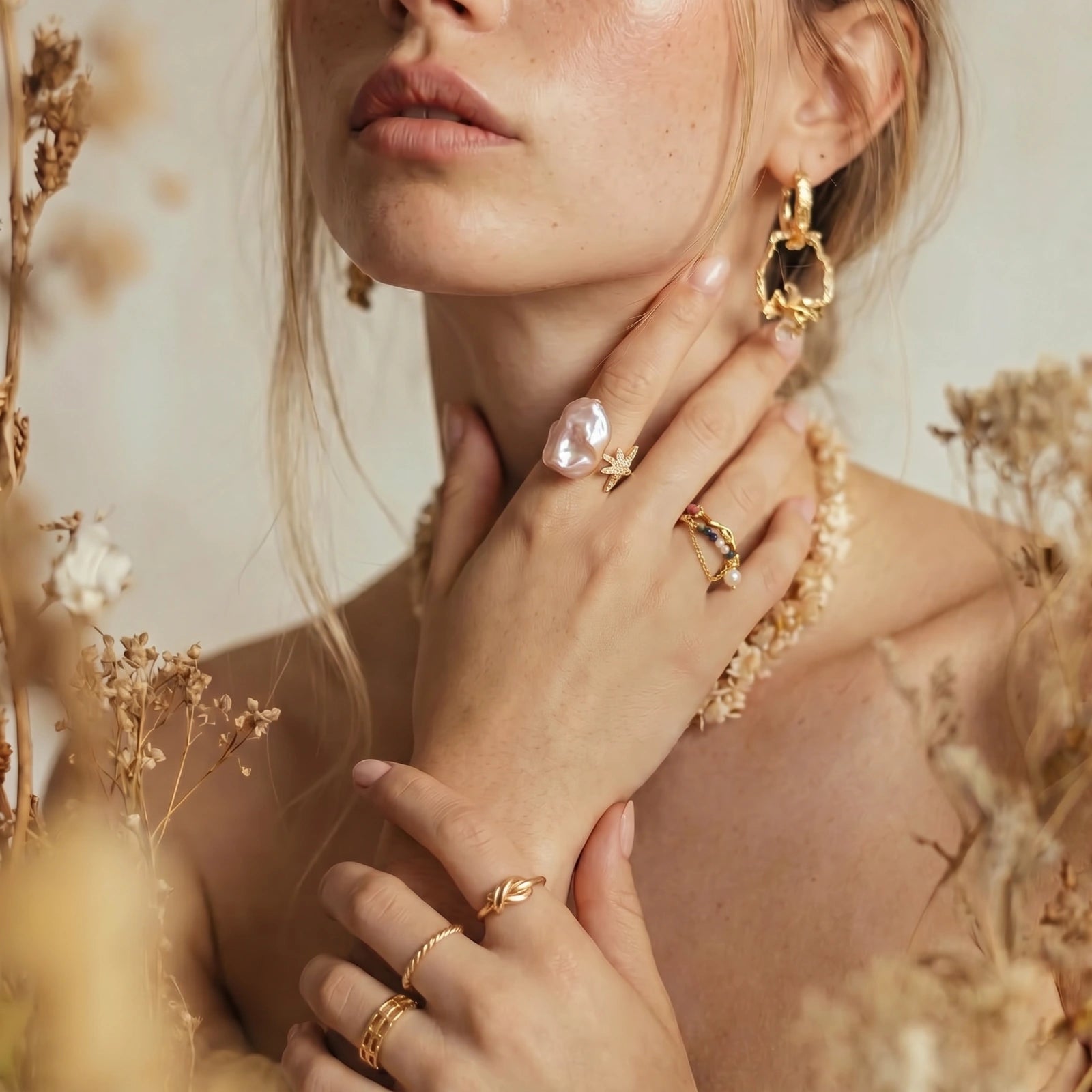 Guided by Light Ring | Baroque Pearl & North Star Ring | 14K Gold Plated Eco-Brass